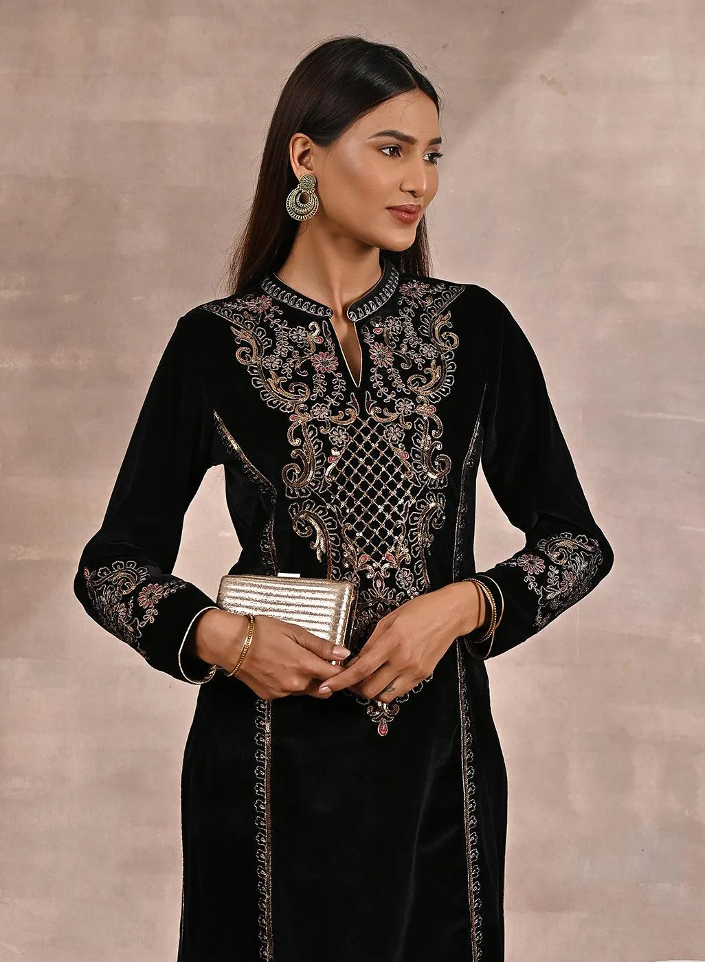 Black Velvet Kurta With Geometrical Sequins Work