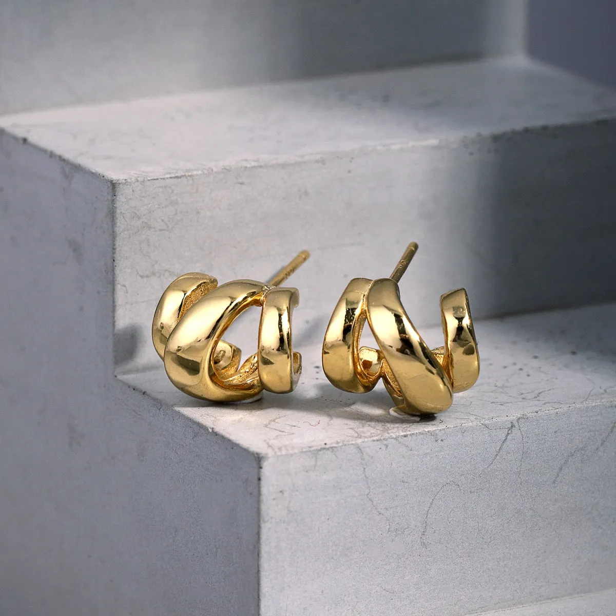 Dainty Earlobe Jackets Tripe Claw Stud Earrings