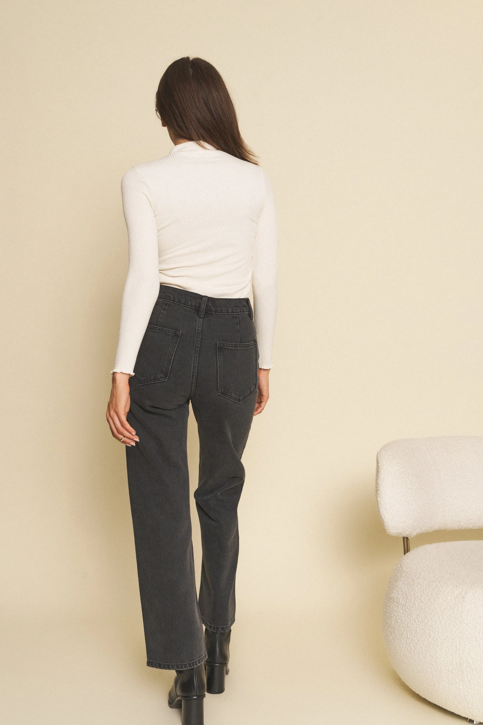 Farrah Pant in Vintage Black Straight Leg